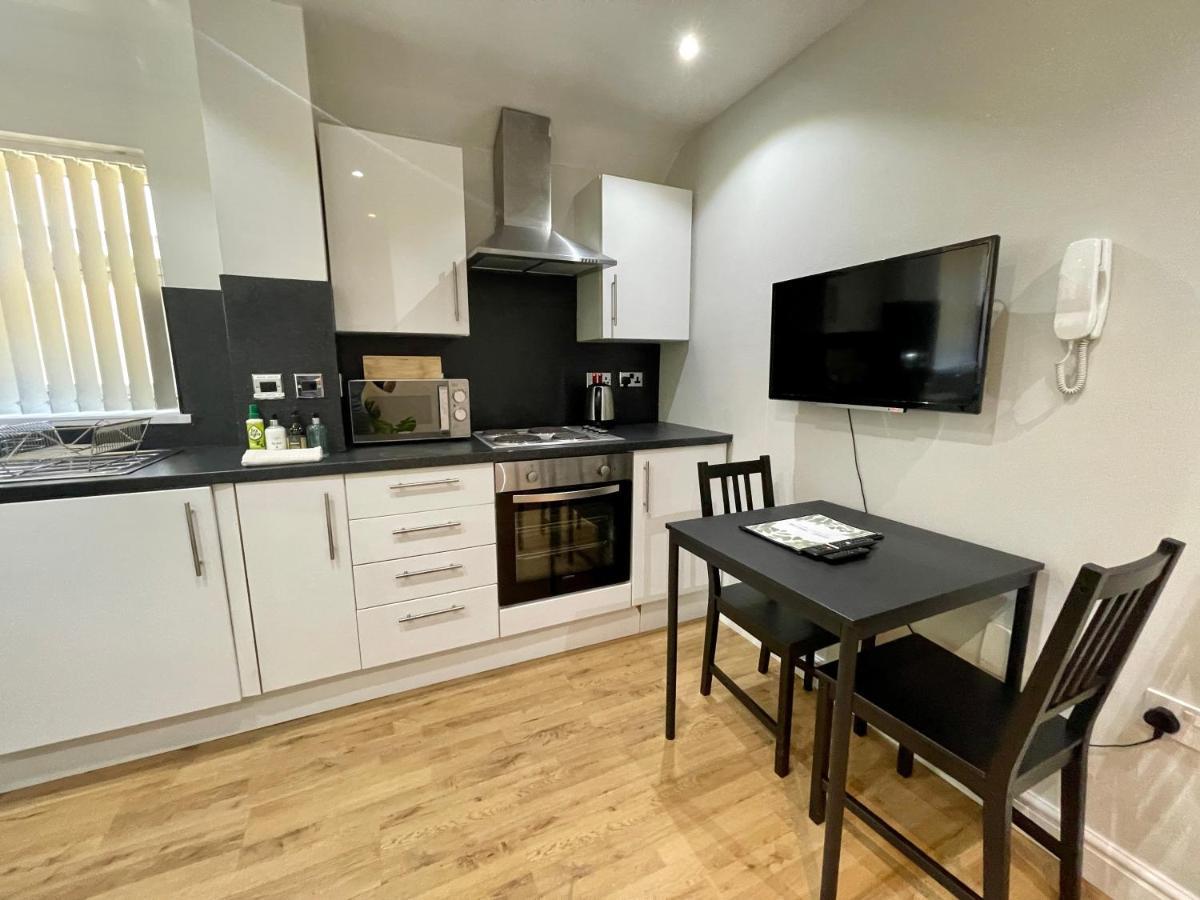 One Bedroom Apartment In City Centre Cardiff Extérieur photo