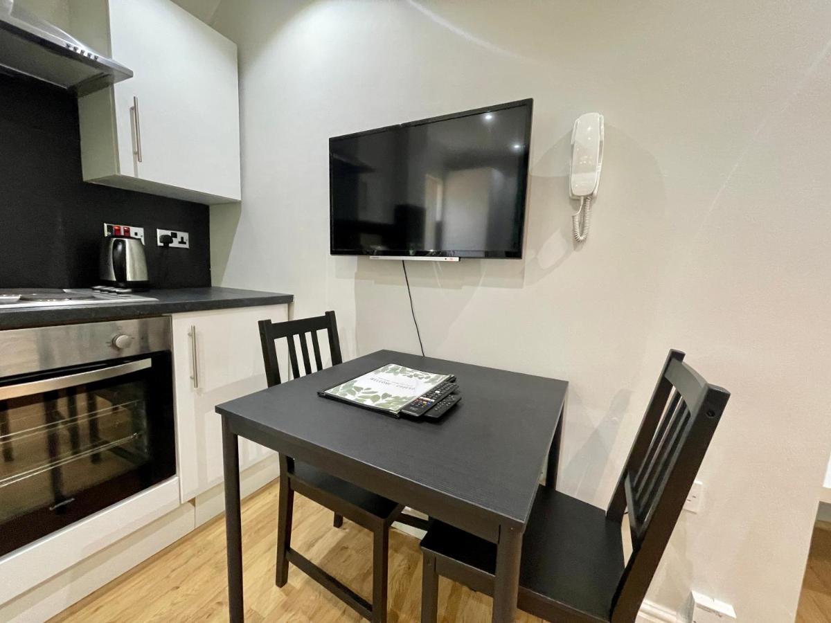 One Bedroom Apartment In City Centre Cardiff Extérieur photo